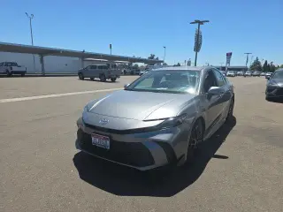 Toyota Camry 2025 SE 4dr Sedan