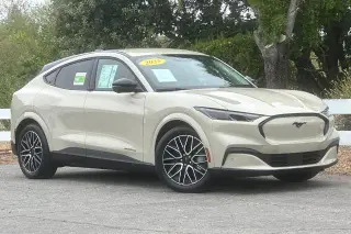 Ford Mustang Mach-E 2025 AWD Premium 4dr SUV