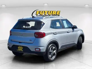 Hyundai VENUE 2022 SEL 4dr Crossover