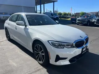 BMW 3 Series 2021 AWD 330i xDrive 4dr Sedan