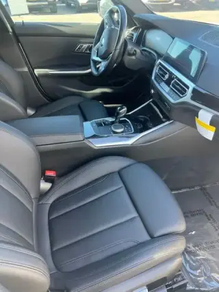 BMW 3 Series 2021 AWD 330i xDrive 4dr Sedan