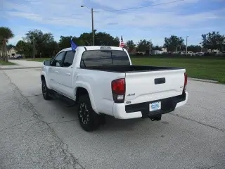 Toyota Tacoma 2023 4x4 SR V6 4dr Double Cab 5.0 ft SB