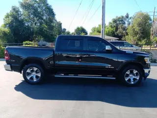 Ram 1500 2022 4x4 Laramie 4dr Crew Cab 5.6 ft. SB Pickup