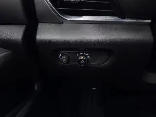 Chevrolet Traverse 2020 4x4 LS 4dr SUV w/1LS