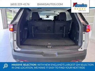Chevrolet Traverse 2020 4x4 LS 4dr SUV w/1LS