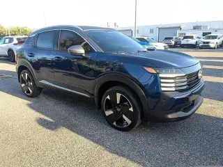 Nissan Kicks 2025 SR 4dr Crossover