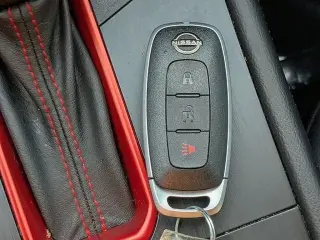 Nissan Kicks 2025 SR 4dr Crossover