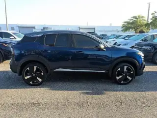 Nissan Kicks 2025 SR 4dr Crossover