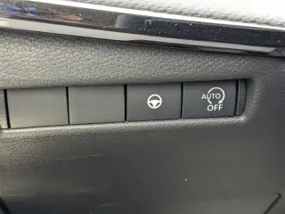 Nissan Kicks 2025 SR 4dr Crossover