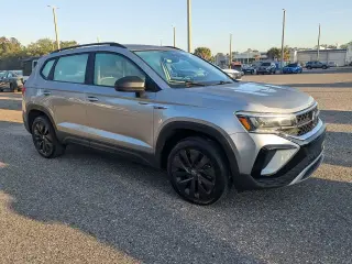 Volkswagen Taos 2024 S 4dr SUV
