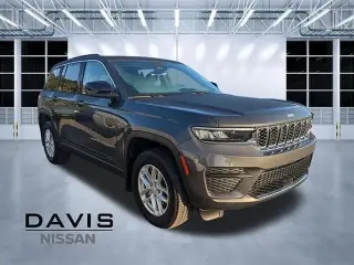 Jeep Grand Cherokee 2025 4x2 Laredo X 4dr SUV