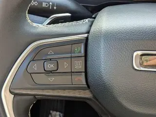 Jeep Grand Cherokee 2025 4x2 Laredo X 4dr SUV