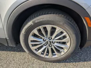 Cadillac XT4 2024 Premium Luxury 4dr Crossover