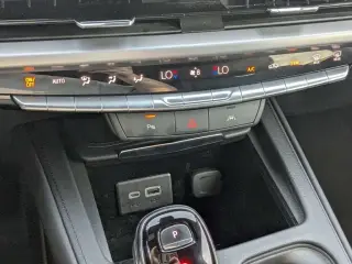 Cadillac XT4 2024 Premium Luxury 4dr Crossover
