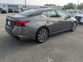 Nissan Altima 2025 2.5 SL 4dr Sedan