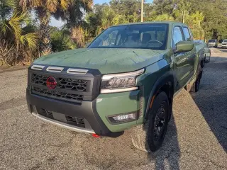 Nissan Frontier 2025 4x4 PRO-4X 4dr Crew Cab 5 ft. SB