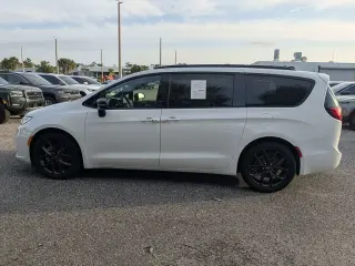 Chrysler Pacifica 2025 Limited 4dr Mini-Van