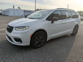 Chrysler Pacifica 2025 Limited 4dr Mini-Van