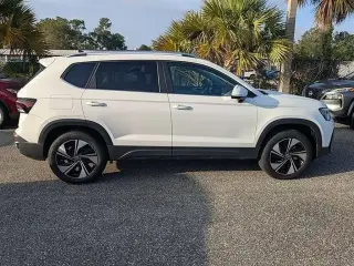 Volkswagen Taos 2025 AWD SE 4Motion 4dr SUV