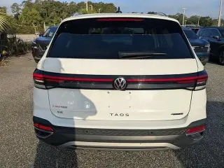 Volkswagen Taos 2025 AWD SE 4Motion 4dr SUV