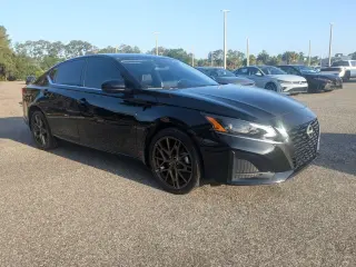 Nissan Altima 2025 AWD 2.5 SR 4dr Sedan