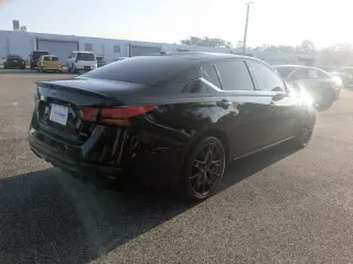 Nissan Altima 2025 AWD 2.5 SR 4dr Sedan