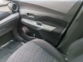 Nissan Kicks 2024 SV 4dr Crossover