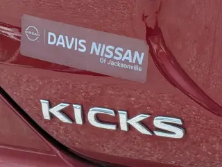 Nissan Kicks 2024 SV 4dr Crossover