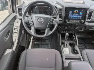 Nissan Frontier 2024 4x4 SV 4dr Crew Cab 6.1 ft. LB