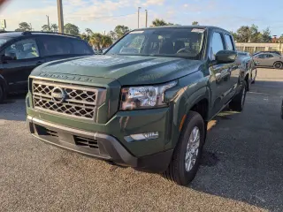 Nissan Frontier 2024 4x4 SV 4dr Crew Cab 6.1 ft. LB