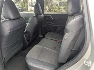 Mitsubishi Outlander 2024 AWD SE 4dr SUV