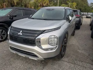 Mitsubishi Outlander 2024 AWD SE 4dr SUV