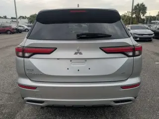 Mitsubishi Outlander 2024 AWD SE 4dr SUV