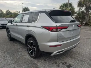 Mitsubishi Outlander 2024 AWD SE 4dr SUV