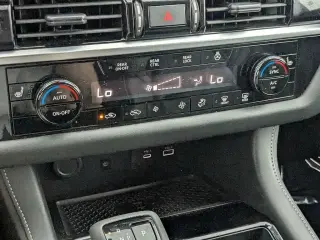 Nissan Pathfinder 2024 SL 4dr SUV