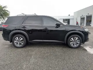 Nissan Pathfinder 2024 SL 4dr SUV