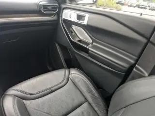 Ford Explorer Hybrid 2022 AWD Platinum 4dr SUV