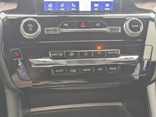 Ford Explorer Hybrid 2022 AWD Platinum 4dr SUV