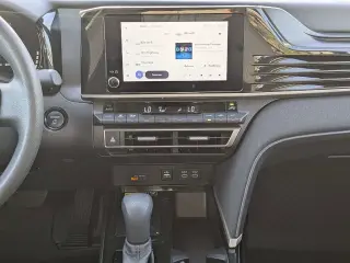 Toyota Camry 2025 LE 4dr Sedan