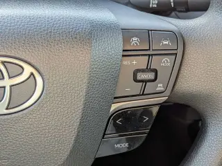 Toyota Camry 2025 LE 4dr Sedan