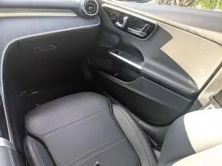 Mercedes-Benz C-Class 2025 C 300 4dr Sedan