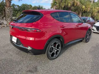 Alfa Romeo Tonale Hybrid 2024 eAWD Veloce 4dr Crossover