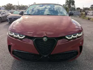 Alfa Romeo Tonale Hybrid 2024 eAWD Veloce 4dr Crossover