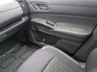 Nissan Pathfinder 2024 S 4dr SUV