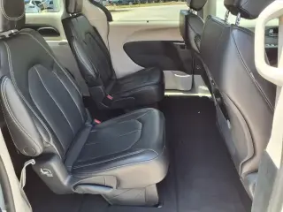 Chrysler Pacifica 2023 Touring L 4dr Mini-Van