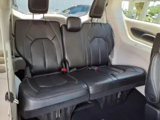 Chrysler Pacifica 2023 Touring L 4dr Mini-Van