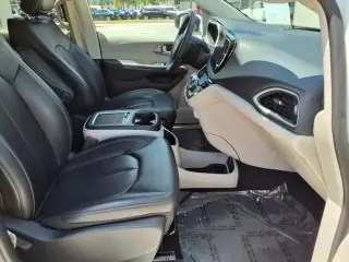 Chrysler Pacifica 2023 Touring L 4dr Mini-Van