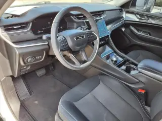 Jeep Grand Cherokee L 2023 4x2 Laredo 4dr SUV