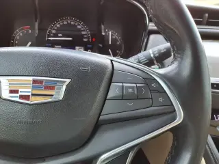 Cadillac XT5 2018 4dr SUV