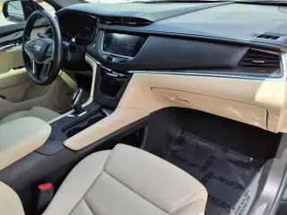 Cadillac XT5 2018 4dr SUV
